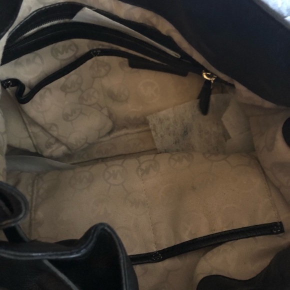 *SOLD* Michael Kors large Hamilton Satchel - Picture 3 of 6